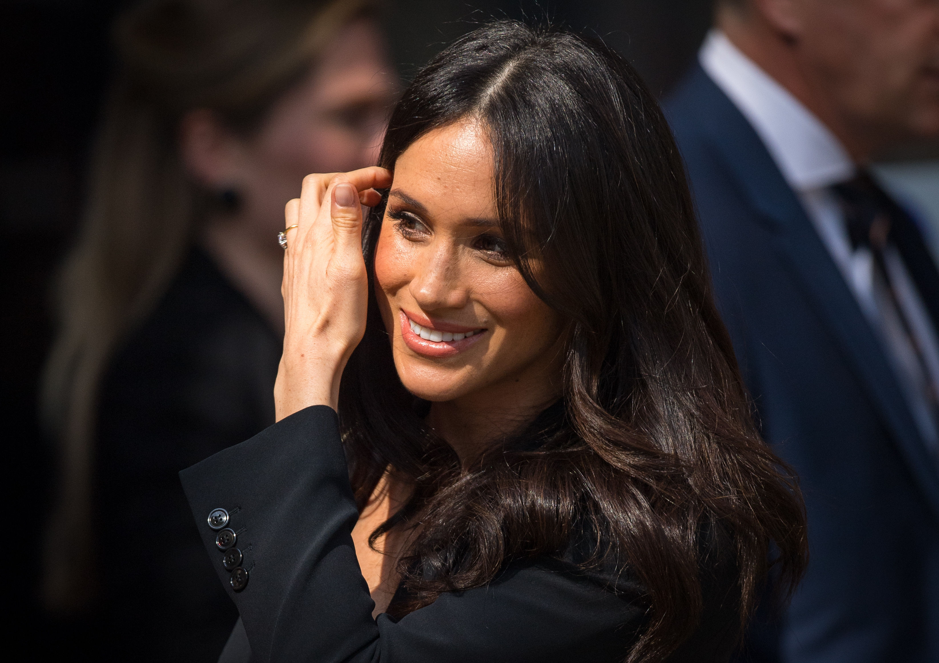 tusz-do-rzes-meghan-markle