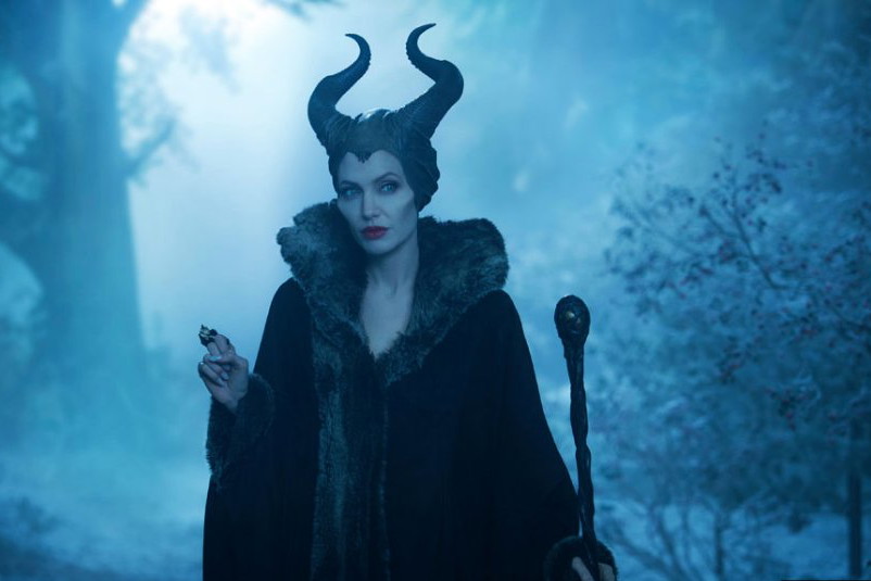 Angelina Jolie i Elle Fanning na planie filmu Czarownica 2