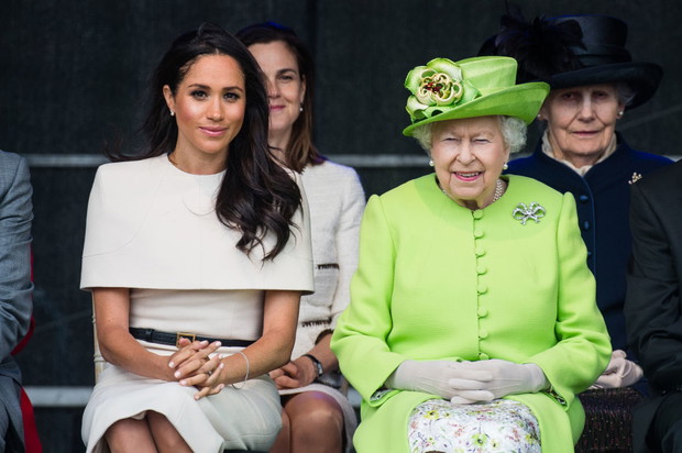 Meghan Markle i królowa Elżbieta II wybrały się razem do Cheshire.