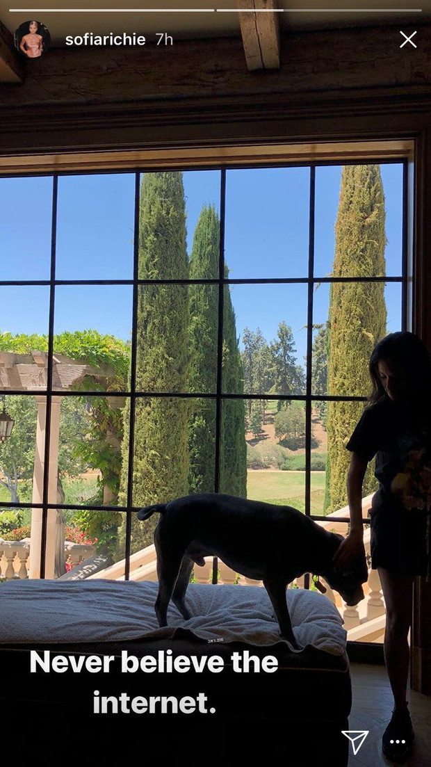 Sofia Richie tymi zdjęciami nie pozostawia wątpliwości co do statusu swego związku ze Scottem Disickiem.