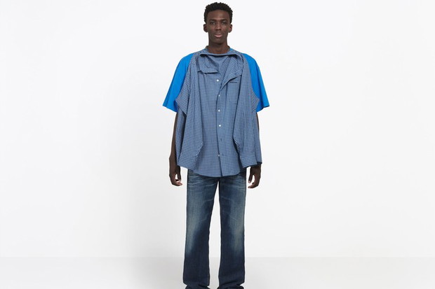 „T-Shirt T-Shirt” od Balenciagi, 1,290 $