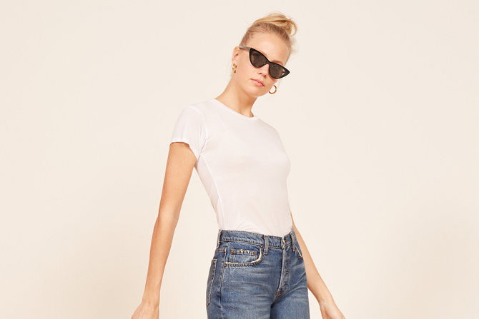 Na ten model jeansów czekało ponad 3000 osób. Co w nich takiego wyjątkowego?