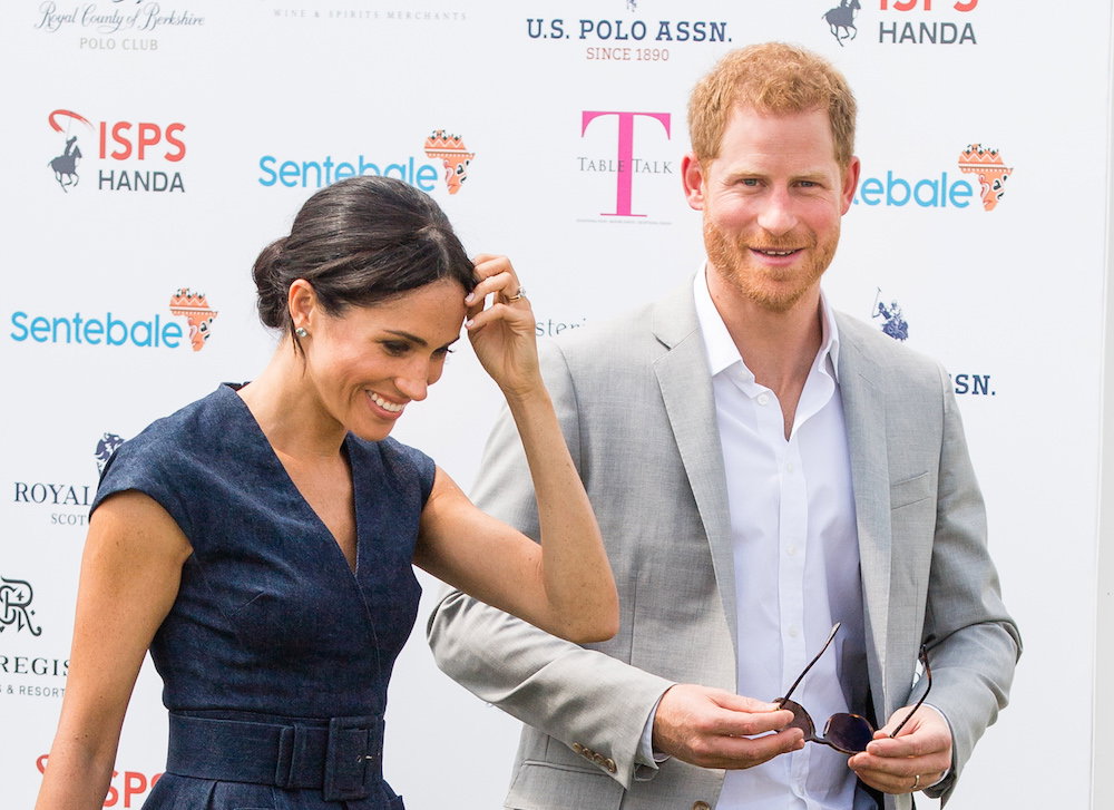 Książę Harry i Meghan Markle złamali protokół? Wszystko przez pocałunek na meczu polowym