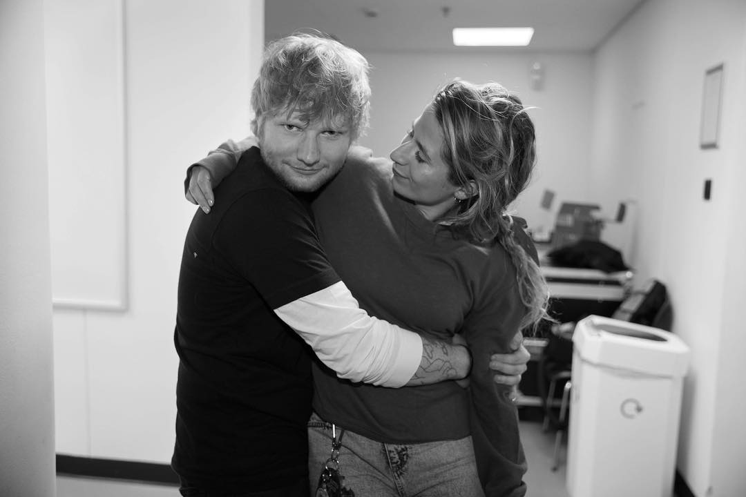 Ed Sheeran jest już po ślubie? Fani nie mają wątpliwości!