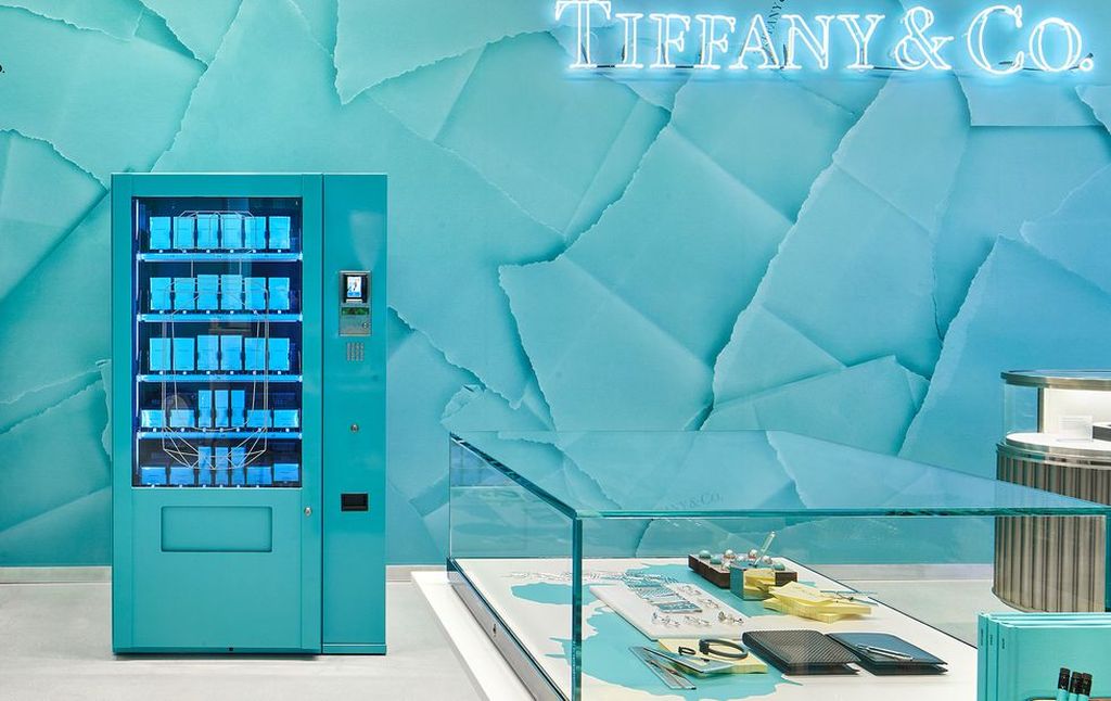 Powstał automat Tiffany & Co., ale nie kupicie w nim słodyczy i napojów!