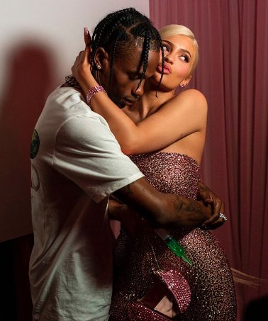 kylie-jenner-urodziny-travis-scott