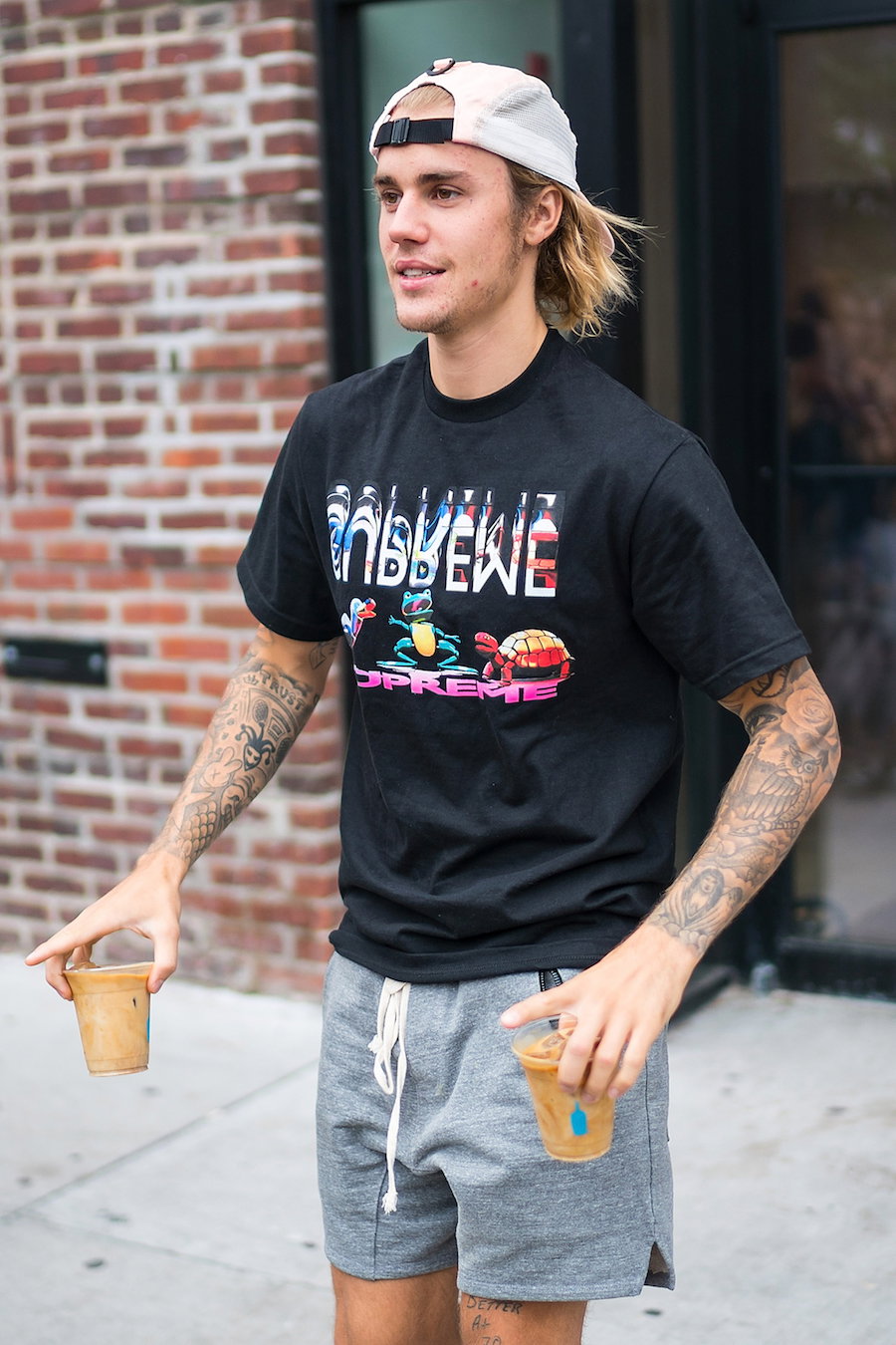 Justin Bieber powitał na świecie siostrę! I pokazał jej urocze zdjęcie