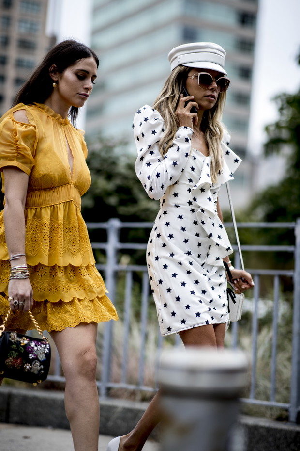 Moda uliczna na New York Fashion Week wiosna-lato 2019
