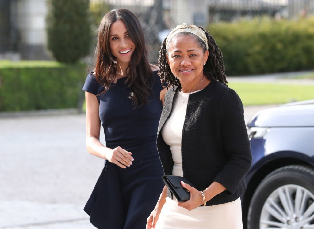 Meghan Markle i jej mama pierwszy raz pojawiły się razem publicznie od czasu royal wedding. W szczytnym celu!