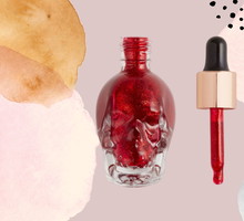 Ten czerwony rozświetlacz to idealny kosmetyk na Halloween!
