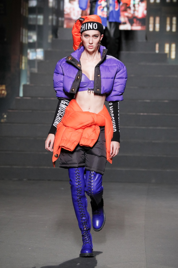 Pokaz kolekcji H&M x Moschino - Teddy Quinlivan