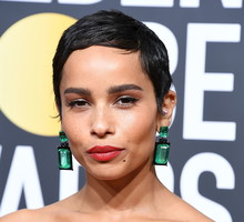 Zoe Kravitz i amerykańskim aktor Karl Glusman przed zaręczynami spotykali się przez 2 lata.