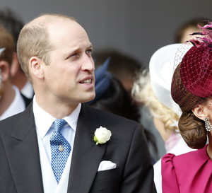 Kwestie tego, kto może, a kto nie może objąć funkcji rodziców chrzestnych nowonarodzonego royal baby reguluje dworska etykieta.