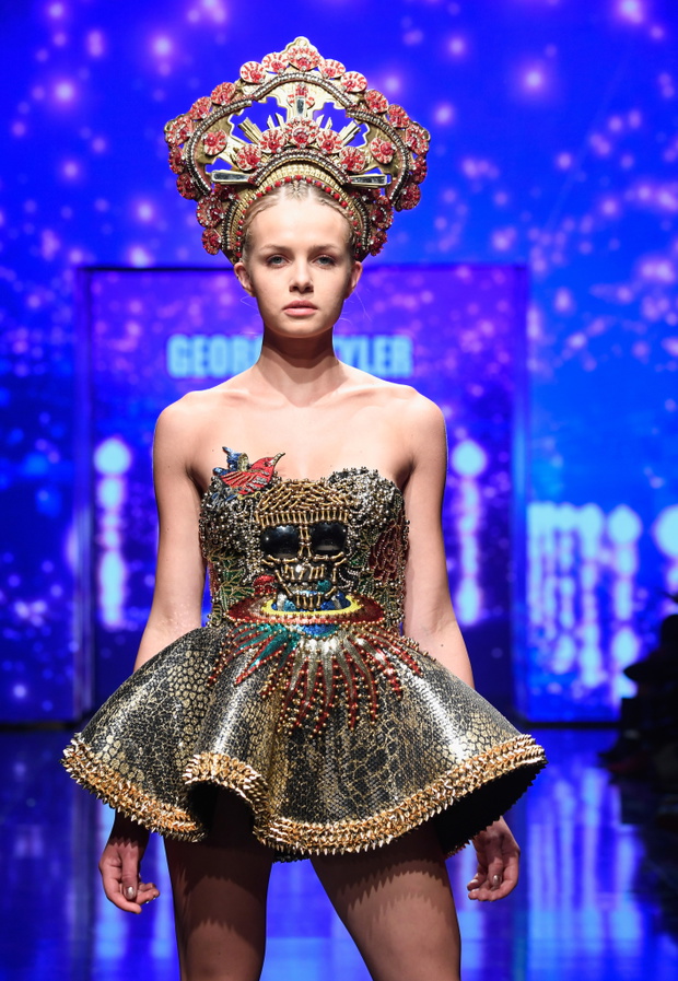Los Angeles Fashion Week - Kasia Szklarczyk na pokazie George