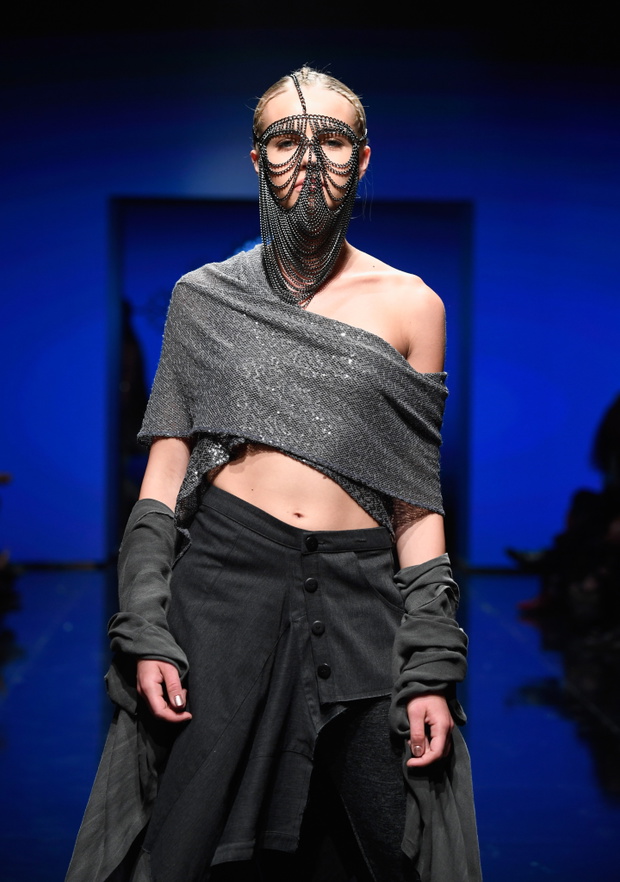 Los Angeles Fashion Week - Kasia Szklarczyk na pokazie Nathalii Gavirii