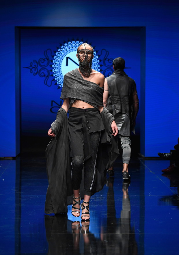 Los Angeles Fashion Week - kasia Szklarczyk na pokazie Nathalii Gavirii