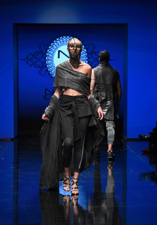 Los Angeles Fashion Week - kasia Szklarczyk na pokazie Nathalii Gavirii