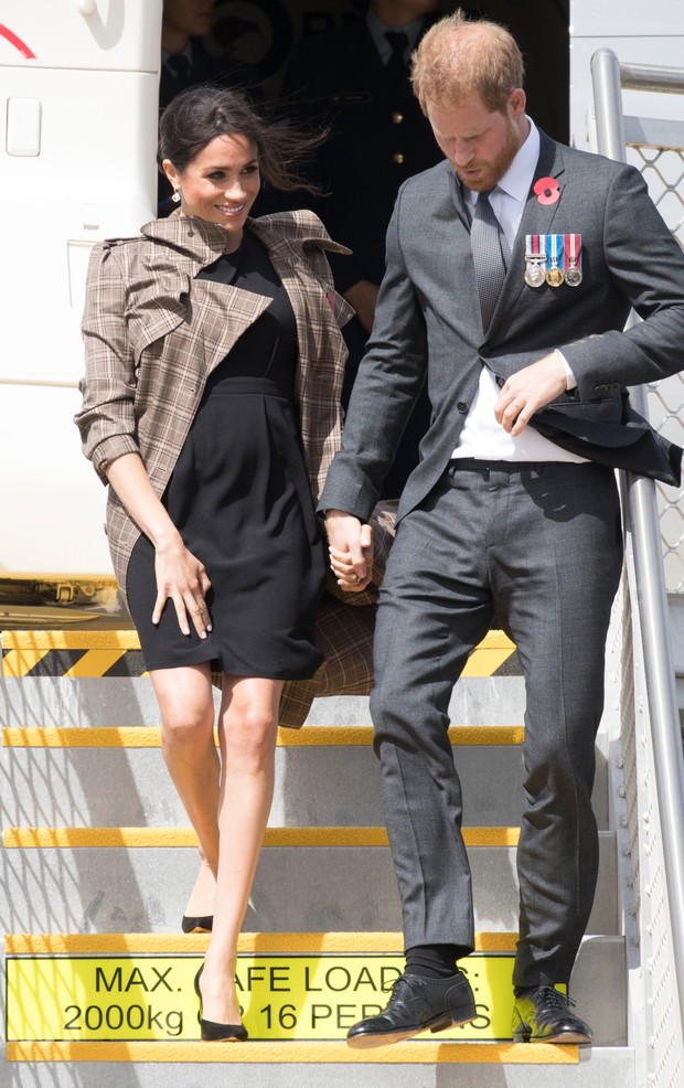 Meghan Markle w ciążowej sukience ASOS.