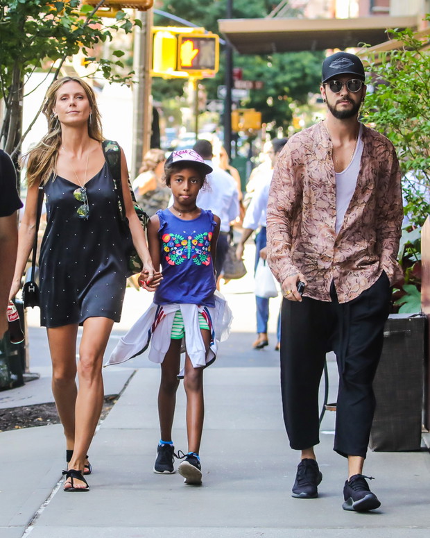Zarówno Heidi Klum, jak i Tom Kaulitz urodzili się w Niemczech. Od lat jednak mieszkają w Stanach Zjednoczonych.