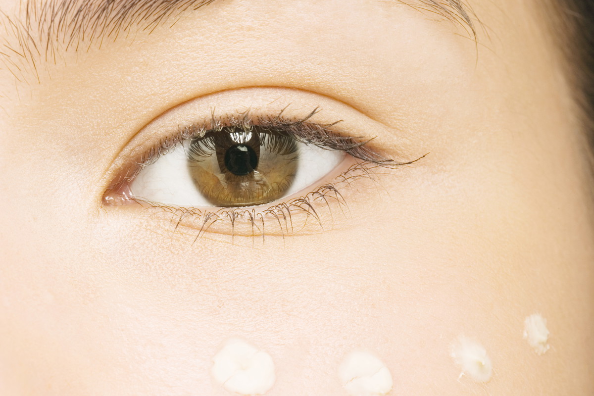 NYX Can't Stop Won't Stop Concealer będzie miał swoją premierę w styczniu 2019. Kolekcja składa się z 24 kremowych mocno kryjących odcieni.