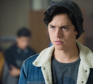 Cole Sprouse nie był jedynym kandydatem do roli Jugheada Jonesa!