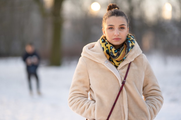Kadr z serialu „Zawsze warto” z Julią Wieniawą, Weroniką Rosati i Katarzyną Zielińsk