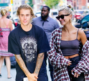 Hailey i Justin Bieber są małżeństwem od listopada 2019 roku. Para zaręczyła się w lipcu.