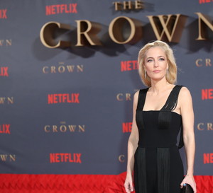 Gillian Anderson dołączyła do obsady „The Crown”. Wiemy, kogo zagra!