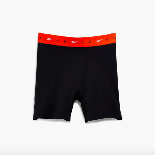 Szorty z kolekcji Reebok x Victoria Beckham, 329 zł