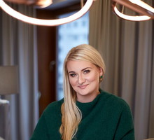 Karolina Cwalina-Stępniak: PCC ICF Coach, autorka projektów rozwojowych oraz CEO Platformy Online - www.wszystkozaczynasiewglowie