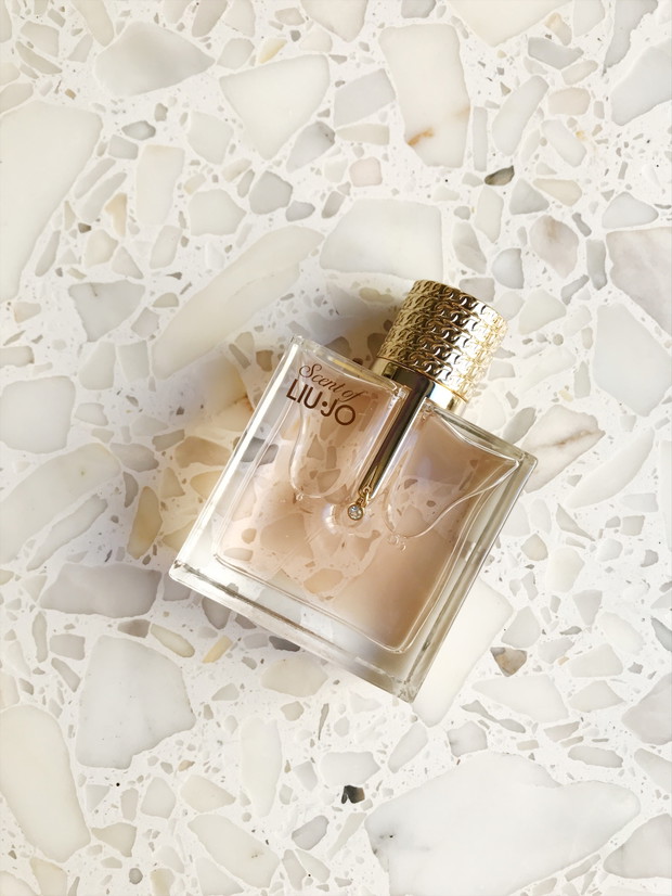 Zapach Scent of LIU JO w Rossmannie dostępny jest teraz w cenie 129,99 zł za 30 ml (wcześniej 189,99 zł) oraz 179,99 zł za 50 ml (zamiast 279,99 zł).