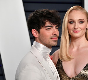 Nie uwierzycie, w jaki sposób Sophie Turner poznała Joe Jonasa!