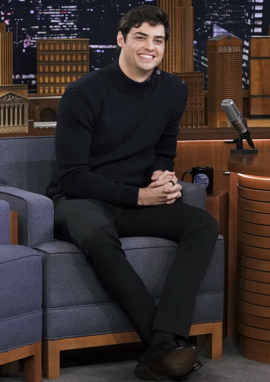 Tańczący Noah Centineo w programie Jimmy’ego Fallona to najbardziej urocza rzecz, jaką dziś zobaczycie