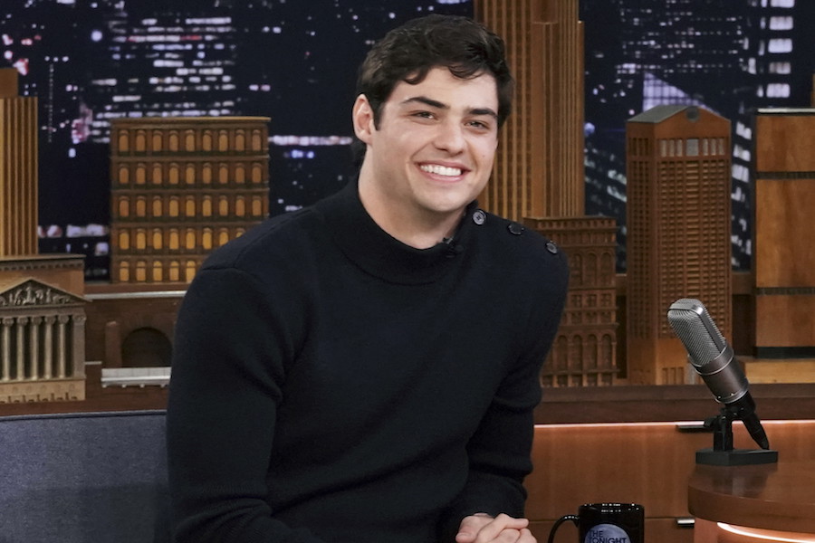 Tańczący Noah Centineo w programie Jimmy’ego Fallona to najbardziej urocza rzecz, jaką dziś zobaczycie