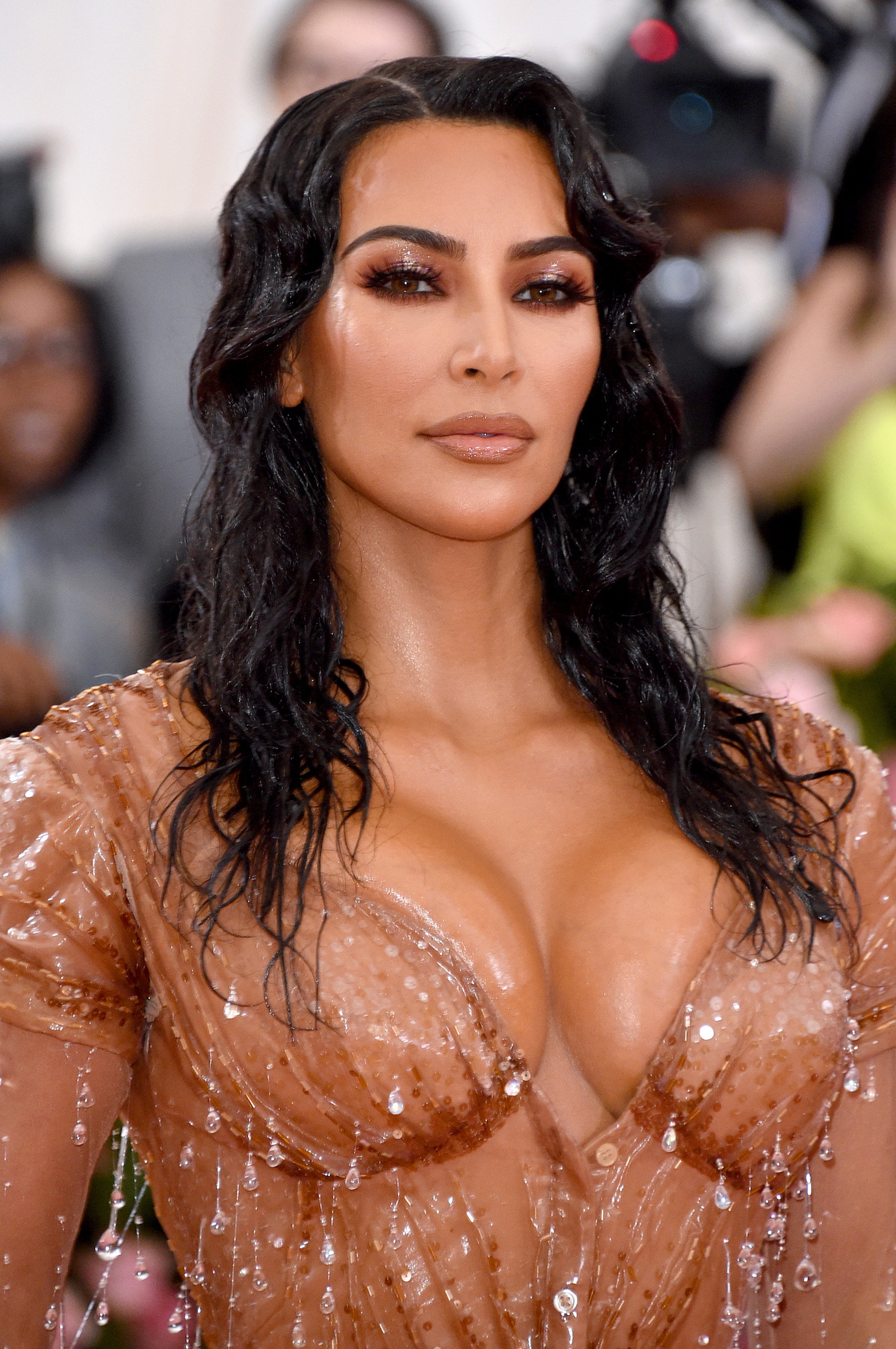 Met Gala 2019: Kim Kardashian postawiła na „wet look”.