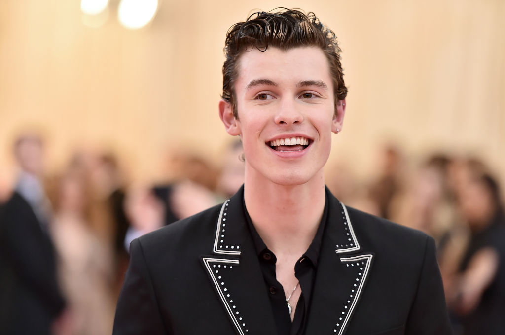 Shawn Mendes również pojawił się na Met Gali 2019.