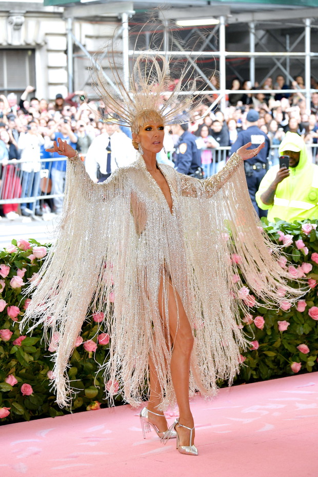 Met Gala 2019: Celine Dion w jednym z wywiadów przyznała, że nie do końca zrozumiała temat przewodni Met Gali „Camp: Notes on Fashion”.