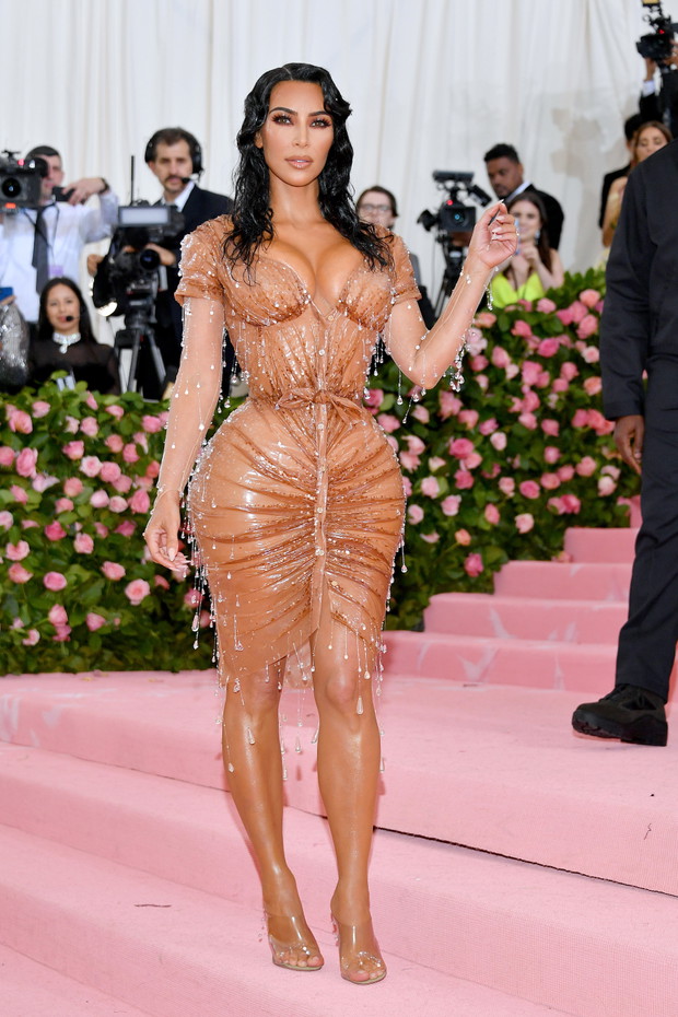 Met Gala 2019: Stworzenie sukni Kim Kardashian zajęło 8 miesięcy!