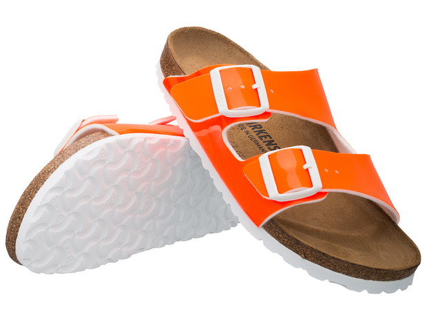 Klapki Birkenstock dostępne w sklepie online Lidl, 99 zł