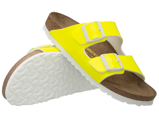 Klapki Birkenstock dostępne w sklepie online Lidl, 99 zł