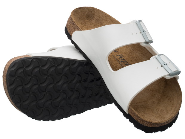 Klapki Birkenstock dostępne w sklepie online Lidl, 99 zł