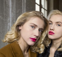 Blond włosy: Jak pielęgnować włosy blond?