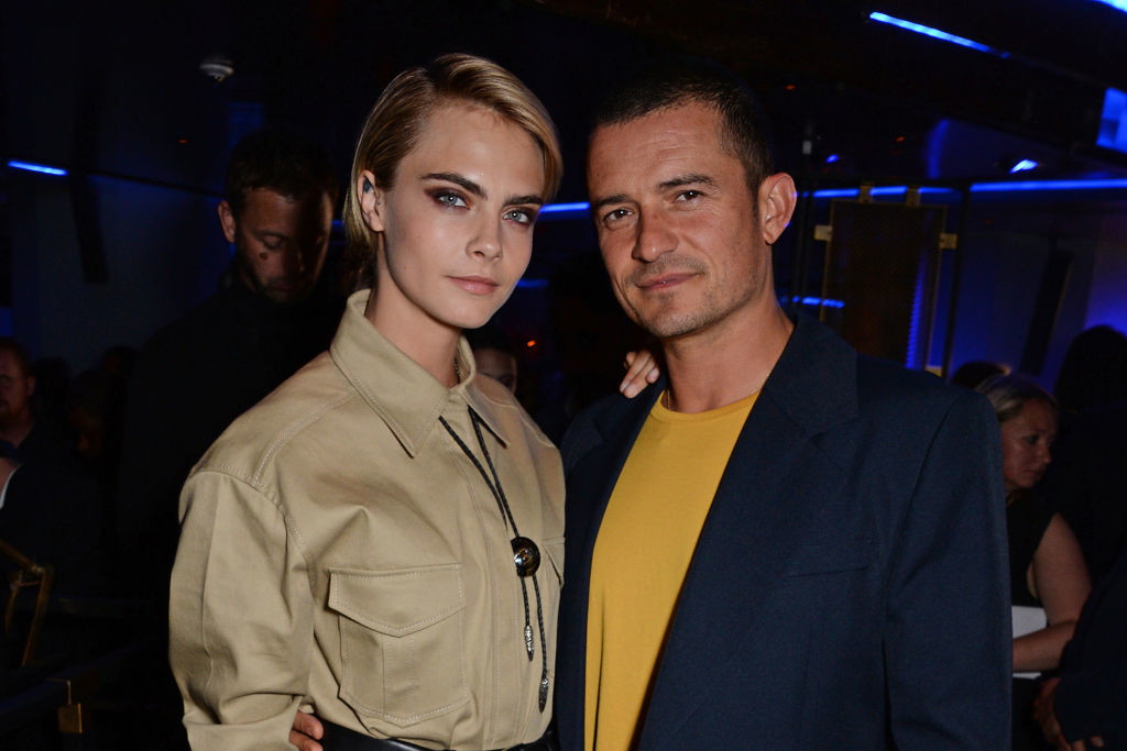 Cara Delevingne i Orlando Bloom w obsadzie nowego serialu „Carnival Rowe”. Zobaczcie zwiastun!
