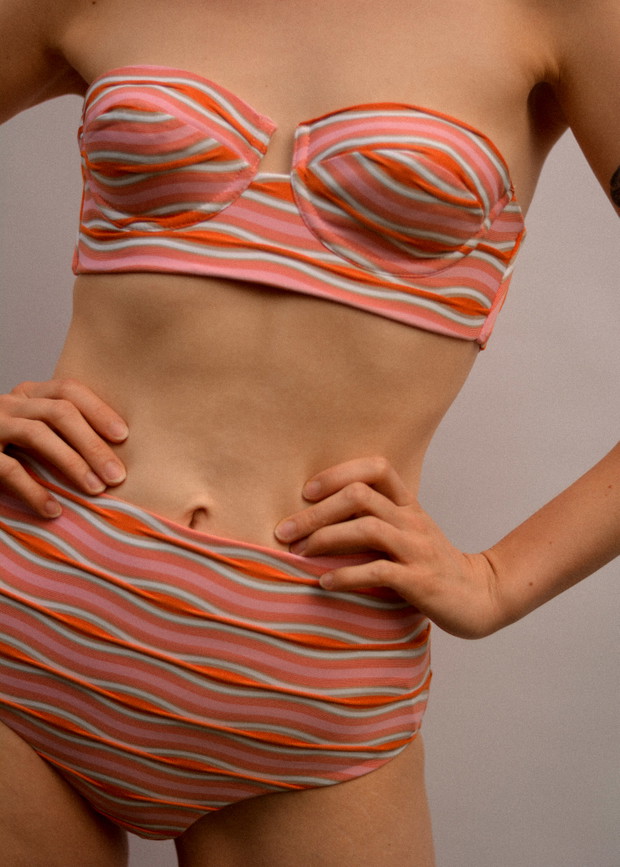 Góra od kostiumu Bodymaps, 249 zł