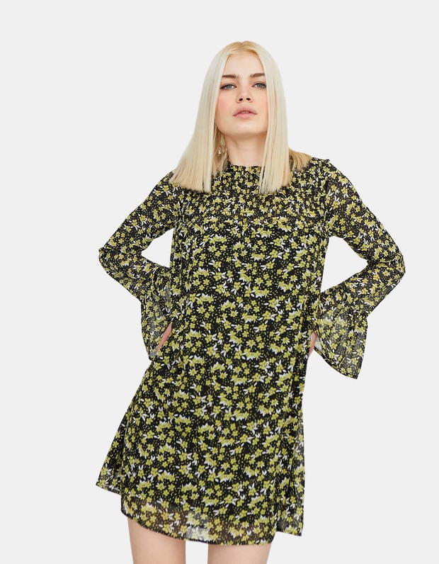 Sukienka w kwiaty Stradivarius, 59,99 zł