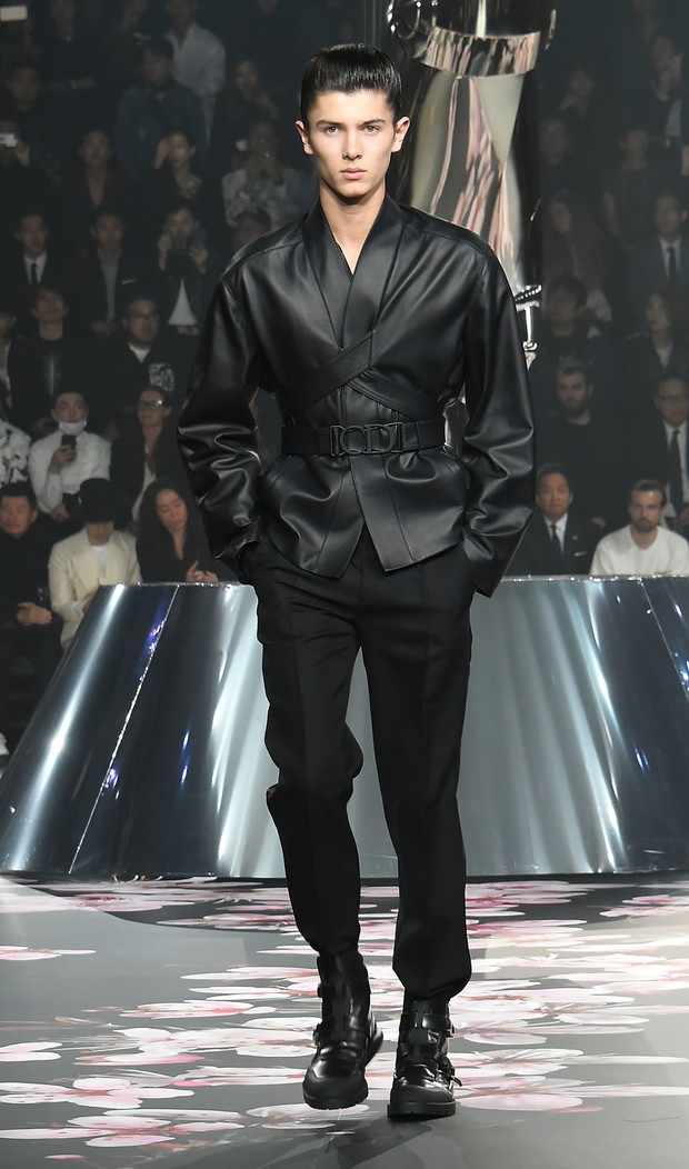 Książę Nikolai w pokazie Dior Pre-Fall 2019