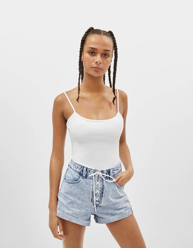 Jeansowe szorty Bershka, 99,90 zł
