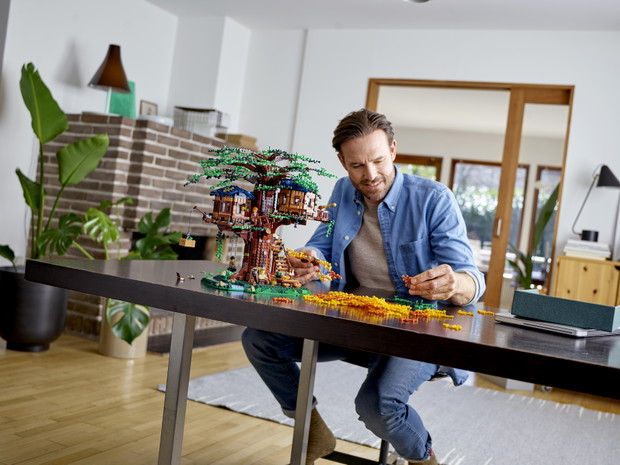 LEGO Ideas „Domek na drzewie” zawiera największą jak dotąd liczbę ekologicznych klocków.
