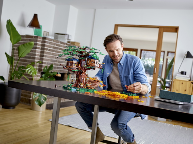 LEGO Ideas „Domek na drzewie” zawiera największą jak dotąd liczbę ekologicznych klocków.