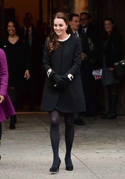 08-kate-middleton-pregnancy-outfit-h724